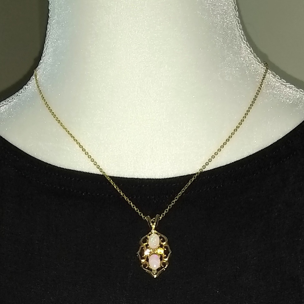18" Long Costume Double Opal Stones Necklace
